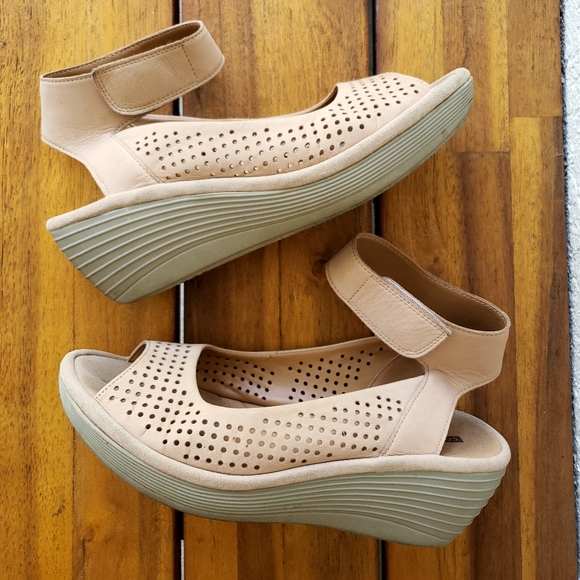 clarks wedges
